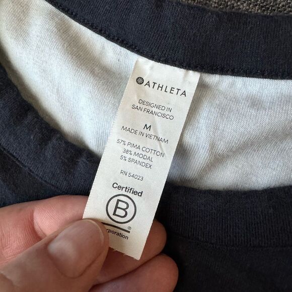 Athleta Destina Reversible Dress Size Medium - Picture 5 of 11